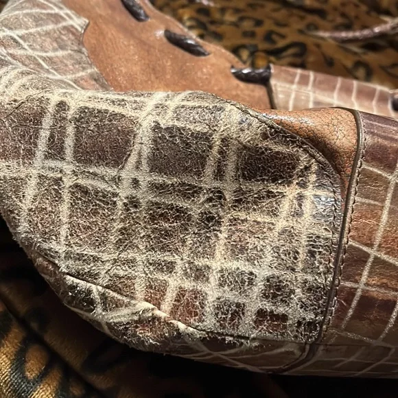 Sondra Roberts Vintage Leather Hobo Bag - Picture 12 of 15